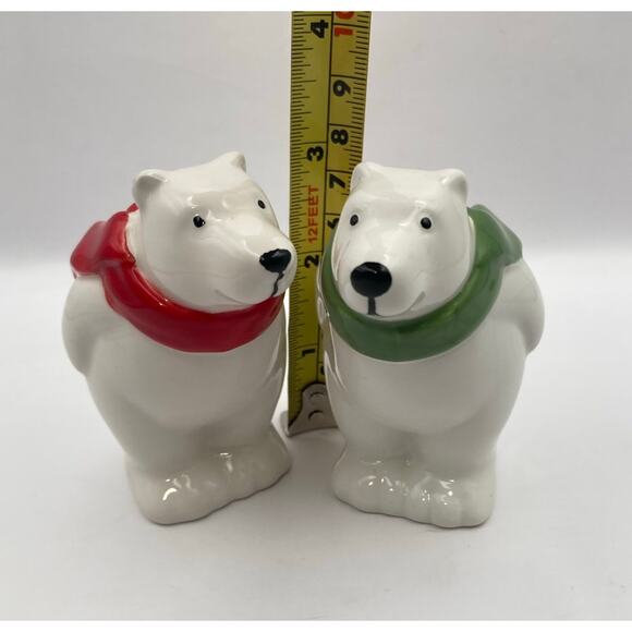 Vintage Coca-Cola Bears Salt and Pepper Shakers White Red Green 3" Tall - Picture 9 of 9
